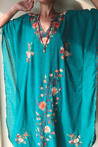 Hand-embroidered ethnic tunic - green